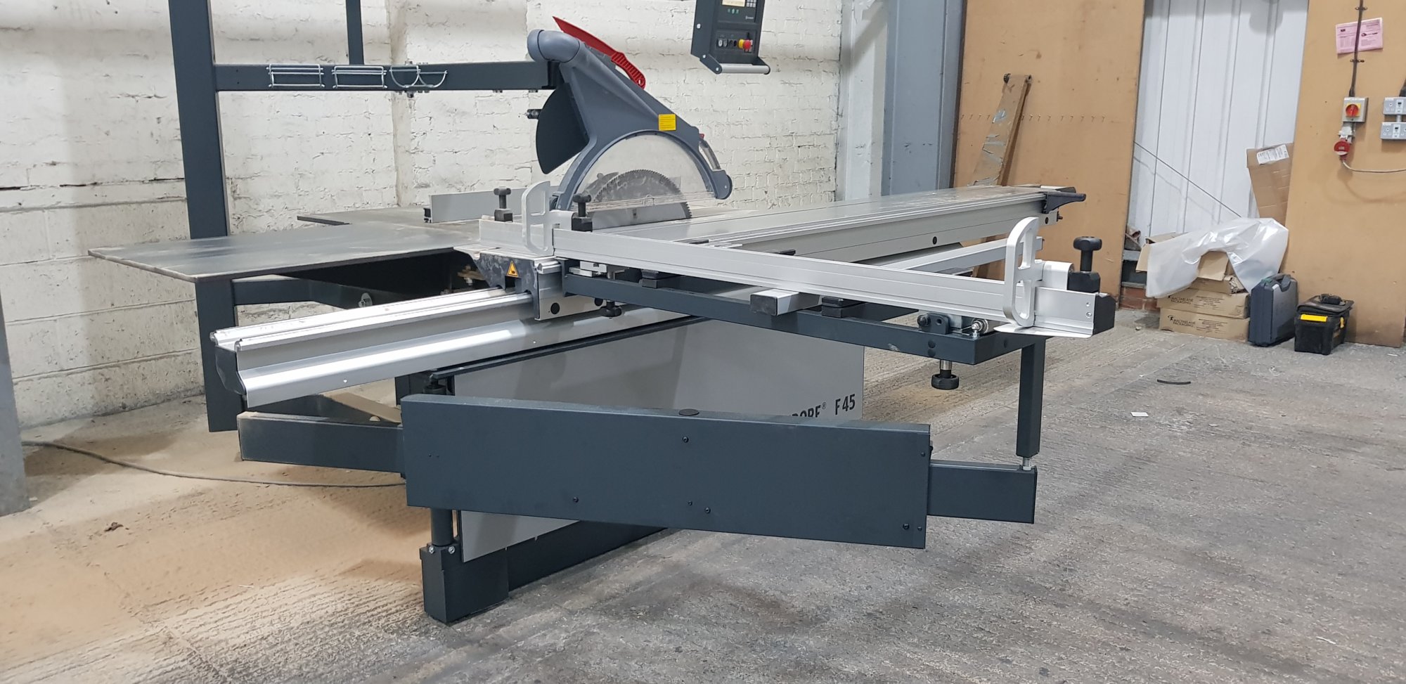 AKV Cladding Products' Altendorf F45