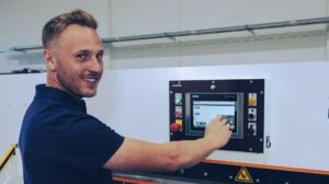 KUPER EFS 2800 Veneer Guillotine photo