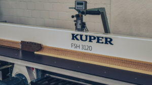 KUPER FSH 3120 Veneer Saw photo