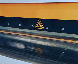 KUPER EFS 2800 Veneer Guillotine photo