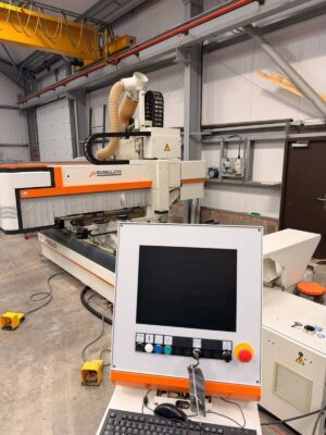 Used Busellato Jet Optima T5 CNC & Extraction photo