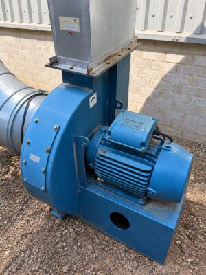 Large used dust extraction unit photo