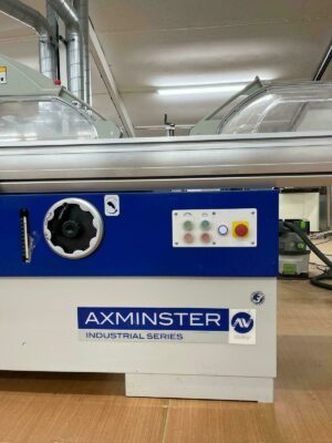 Used Axminster Trade OAV P305 Panel Saw photo