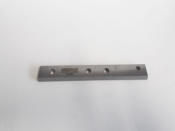 Photo of a Fixed cross-cut knife spare part